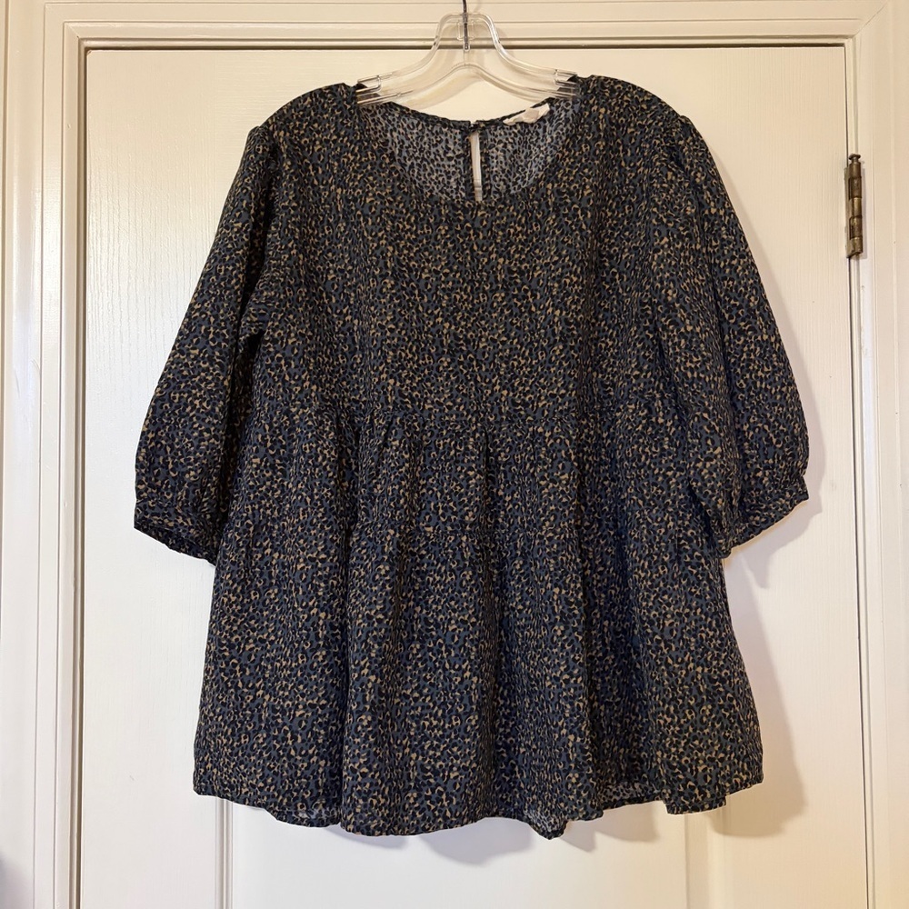 ODDY Women's Casual Top in Black, Tan and Navy